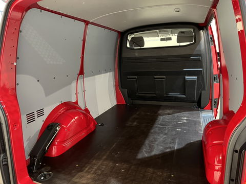 Volkswagen Transporter 2.0 TDI L1H1 / Euro 6 / Airco / Cruise Control / Achterklep