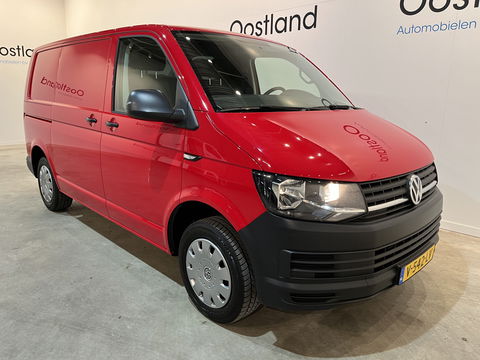 Volkswagen Transporter 2.0 TDI L1H1 / Euro 6 / Airco / Cruise Control / Achterklep