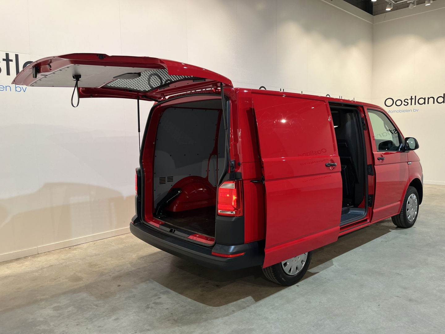 Volkswagen Transporter 2.0 TDI L1H1 / Euro 6 / Airco / Cruise Control / Achterklep