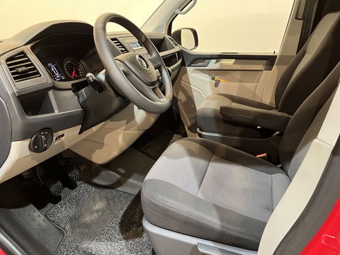 Volkswagen Transporter 2.0 TDI L1H1 / Euro 6 / Airco / Cruise Control / Achterklep