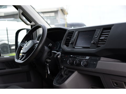Volkswagen Crafter 35 2.0 TDI L3H3 Highline Camera, Cruise, LED, 177PK, Carplay, Automaat, Standkachel, Multimedia, Airco VERKOCHT...Gefeliciteerd Mack & Tos.