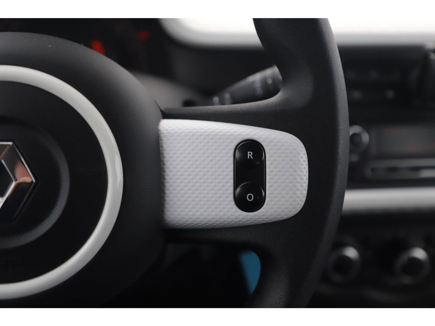 Renault Twingo 1.0 SCe Collection Radio Bluetooth Airco Limiter Elektrische Ramen CV