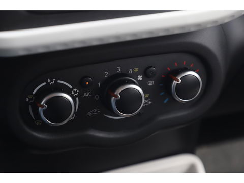 Renault Twingo 1.0 SCe Collection Radio Bluetooth Airco Limiter Elektrische Ramen CV