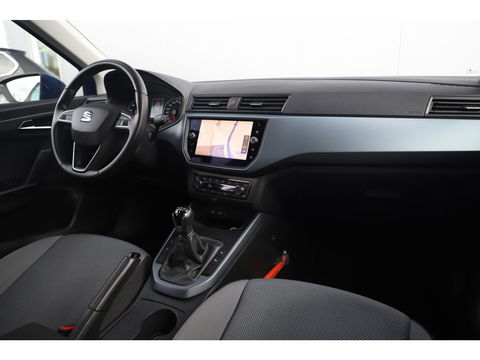 SEAT Arona 1.0 TSI Style Business Intense Keyless Navigatie Clima Adaptive Cruise Stoelverwarming 16 inch LMV Carplay Android Bluetooth PDC