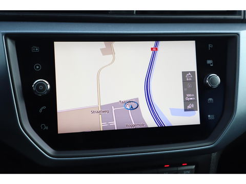 SEAT Arona 1.0 TSI Style Business Intense Keyless Navigatie Clima Adaptive Cruise Stoelverwarming 16 inch LMV Carplay Android Bluetooth PDC