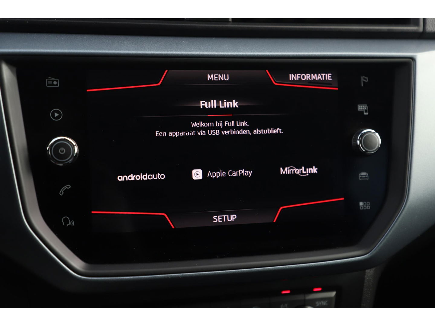 SEAT Arona 1.0 TSI Style Business Intense Keyless Navigatie Clima Adaptive Cruise Stoelverwarming 16 inch LMV Carplay Android Bluetooth PDC