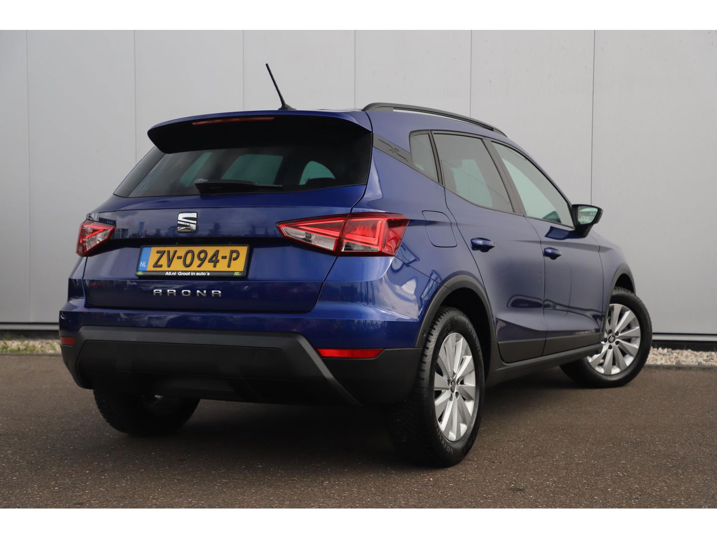 SEAT Arona 1.0 TSI Style Business Intense Keyless Navigatie Clima Adaptive Cruise Stoelverwarming 16 inch LMV Carplay Android Bluetooth PDC