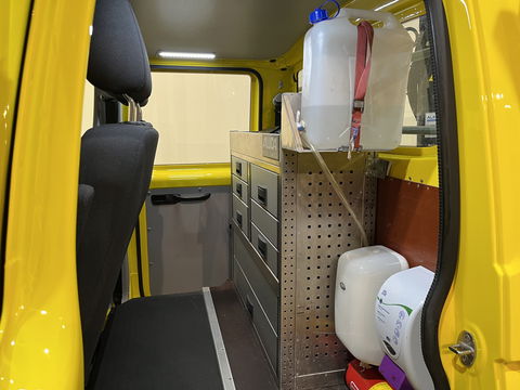 Volkswagen Transporter 2.0 TDI L2H1 Open Laadbak / Hiab T-CLX 009 Kraan / Euro 6 / 220V. / Aluca Kast / Airco / Cruise Control / Trekhaak