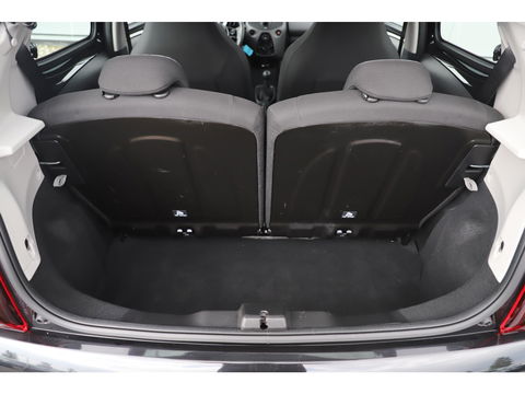Peugeot 108 1.0 e-VTi Active Radio Bluetooth Airco Elektrische Ramen CV LED
