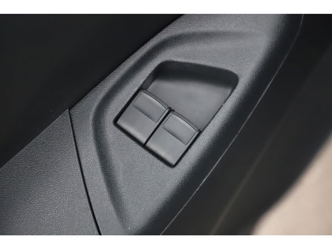 Peugeot 108 1.0 e-VTi Active Radio Bluetooth Airco Elektrische Ramen CV LED