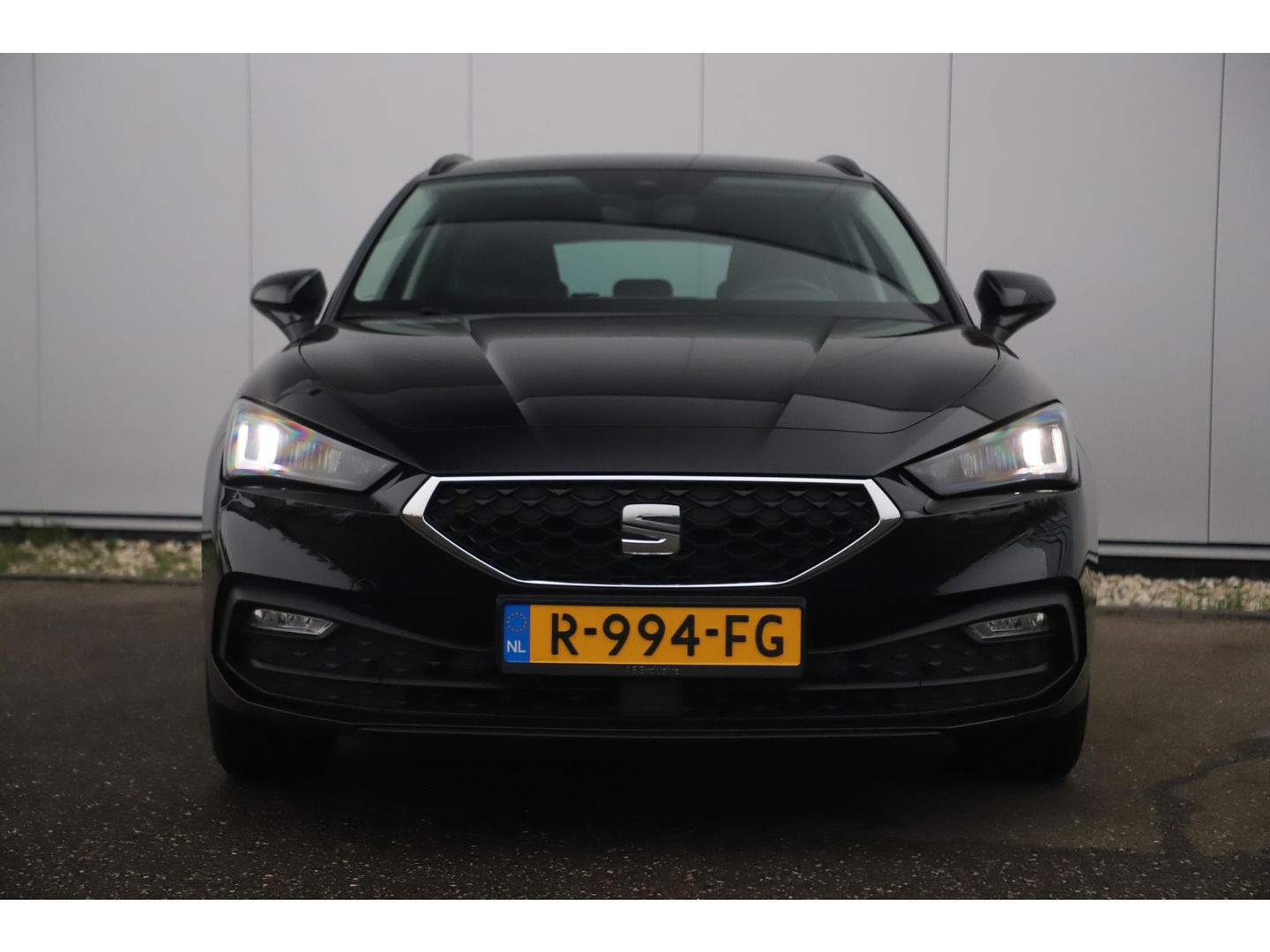 SEAT Leon Sportstourer 1.0 TSI Style Business Intense 110PK Trekhaak Virtual Cockpit LED Navigatie Clima Adaptive Cruise Camera Carplay Android