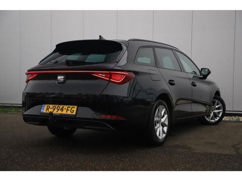 SEAT Leon Sportstourer 1.0 TSI Style Business Intense 110PK Trekhaak Virtual Cockpit LED Navigatie Clima Adaptive Cruise Camera Carplay Android