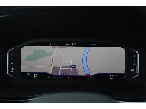 Volkswagen Transporter 2.0 TDI L2H1 DC Bulli 204PK DSG Automaat Virtual Cockpit 2X Elektrische Schuifdeur Full LED Navigatie Camera Adaptive Cruise Draadloos Carplay