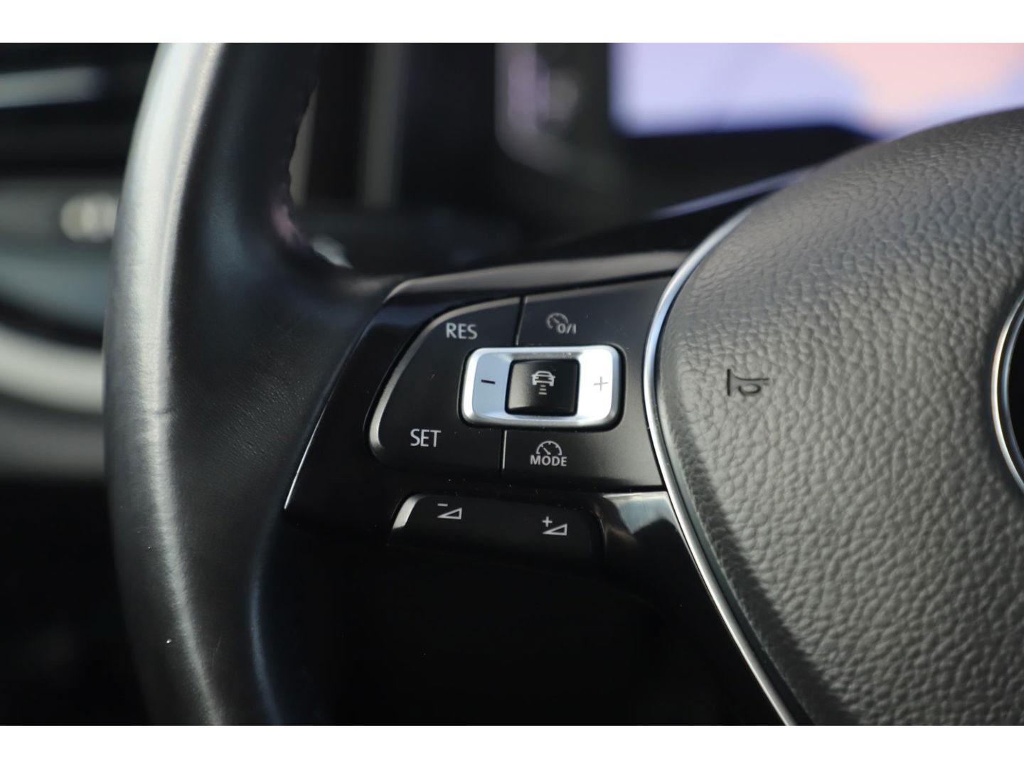 Volkswagen Polo 1.0 TSI Comfortline 95PK Virtual Cockpit 15 inch LMV Adaptive Cruise Navigatie Carplay Android Bluetooth Airco