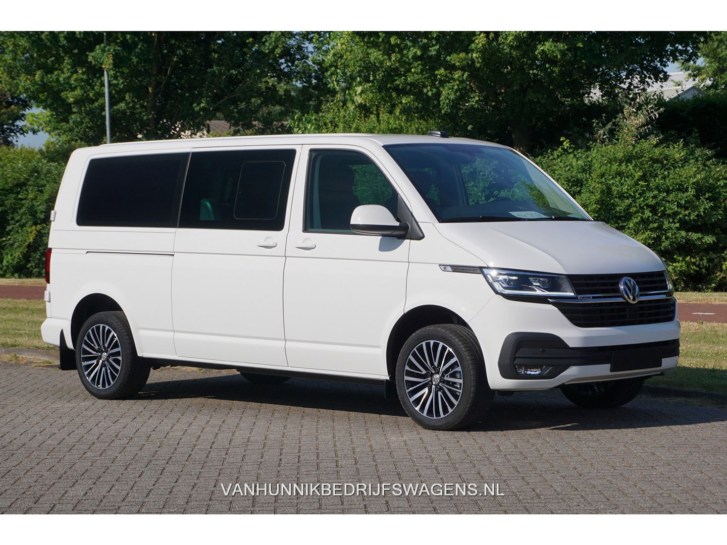 Volkswagen Transporter DC Highline 2.0TDI 204PK BPM VRIJ!! Navi, Camera, Cruise, LED, 18" LM!! NR. 554
