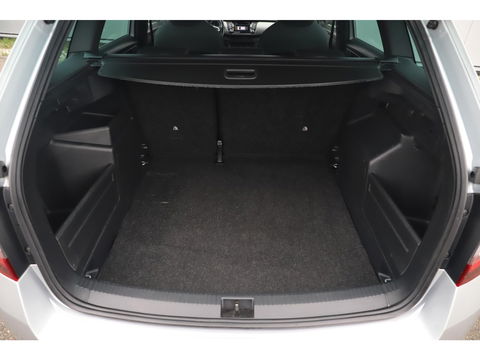 Škoda Fabia Combi 1.0 TSI Sport 95PK RS Stoelen Navigatie Airco Keyless Cruise 16 inch LMV PDC Getint Glas Zwarte Hemel