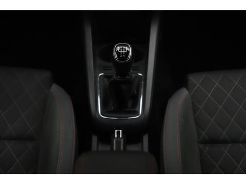 Škoda Fabia Combi 1.0 TSI Sport 95PK RS Stoelen Navigatie Airco Keyless Cruise 16 inch LMV PDC Getint Glas Zwarte Hemel
