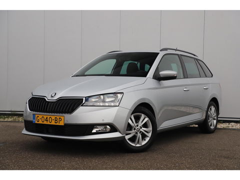Škoda Fabia Combi 1.0 TSI Sport 95PK RS Stoelen Navigatie Airco Keyless Cruise 16 inch LMV PDC Getint Glas Zwarte Hemel