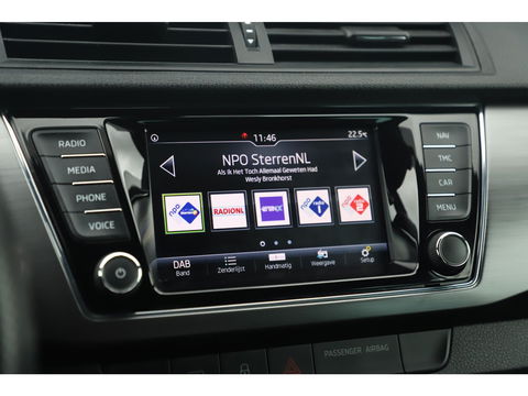 Škoda Fabia Combi 1.0 TSI Sport 95PK RS Stoelen Navigatie Airco Keyless Cruise 16 inch LMV PDC Getint Glas Zwarte Hemel