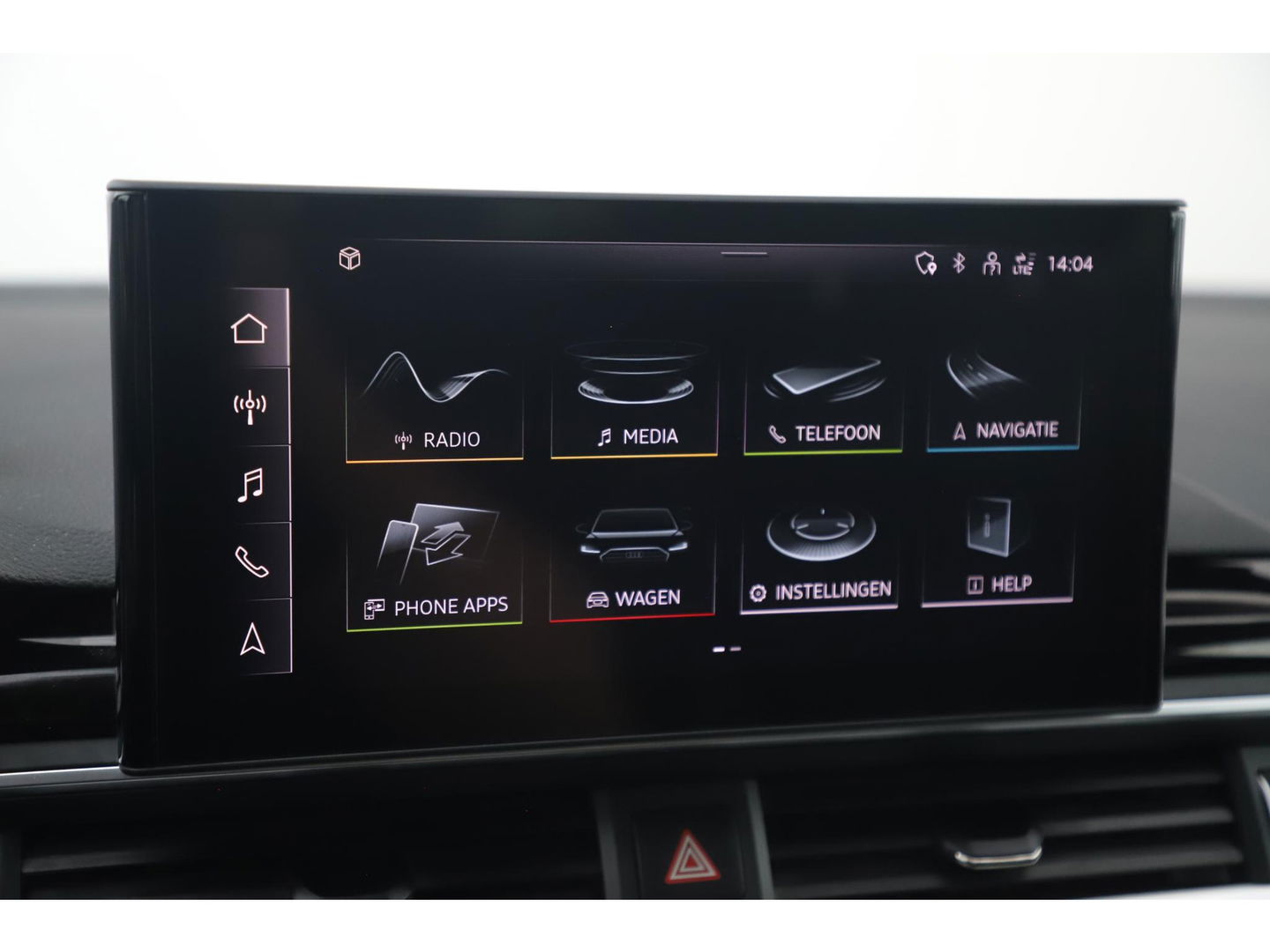 Audi A4 Avant 35 TDI S-Line Sport 164PK Automaat Trekhaak Half Leder Virtual Cockpit Ambianceverlichting Groot Navigatie Draadloos Carplay Android Elektrische Achterklep Clima Cruise PDC 18 inch LMV