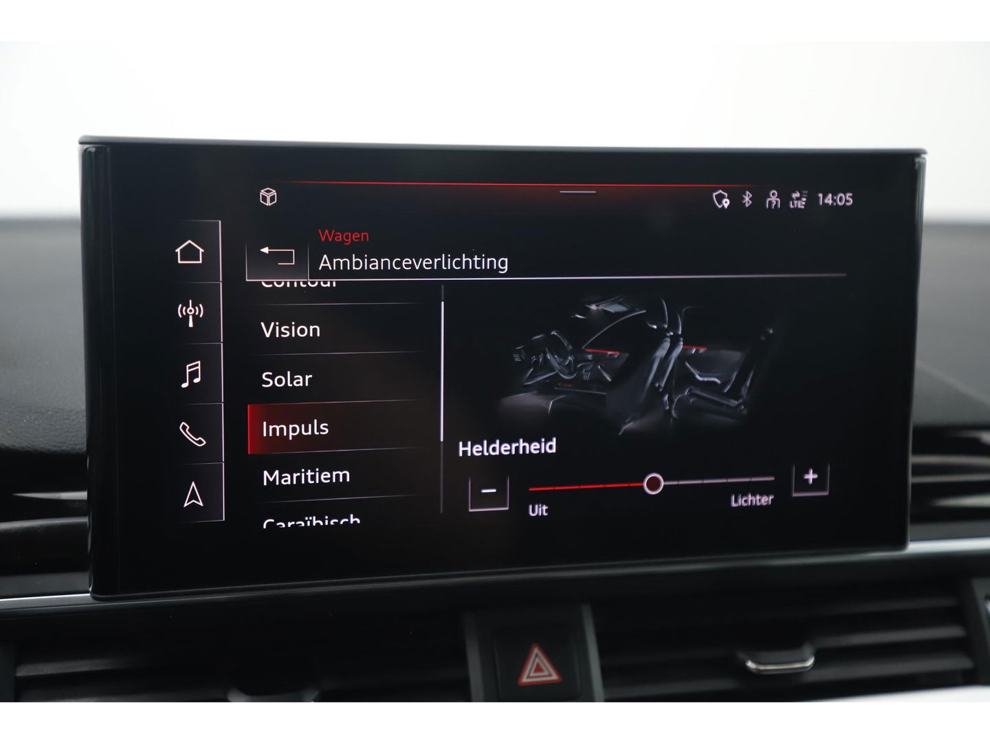 Audi A4 Avant 35 TDI S-Line Sport 164PK Automaat Trekhaak Half Leder Virtual Cockpit Ambianceverlichting Groot Navigatie Draadloos Carplay Android Elektrische Achterklep Clima Cruise PDC 18 inch LMV