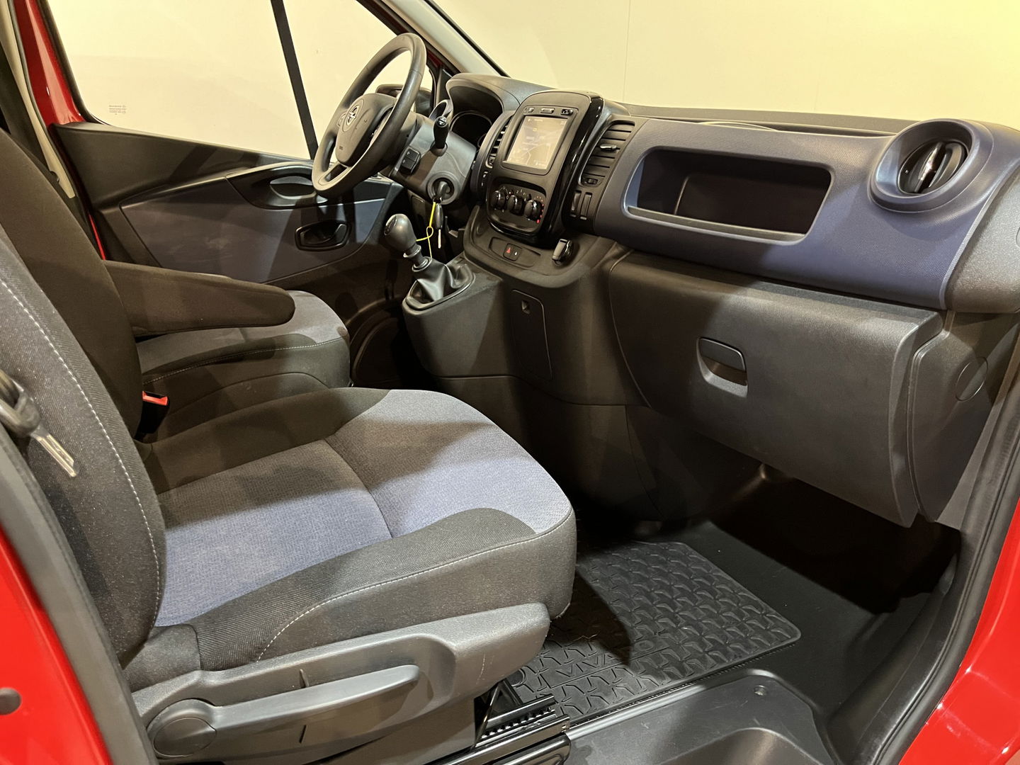 Opel Vivaro 1.6 CDTI L1H1 Edition 125 PK / Euro 6 / Airco / Cruise Control / PDC / Navigatie
