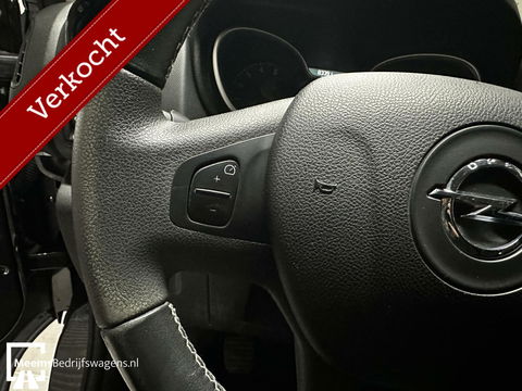 Opel Vivaro L2H1 - AIRCO CRUISE NAVI TREKHAAK CAMERA 3 PERSO