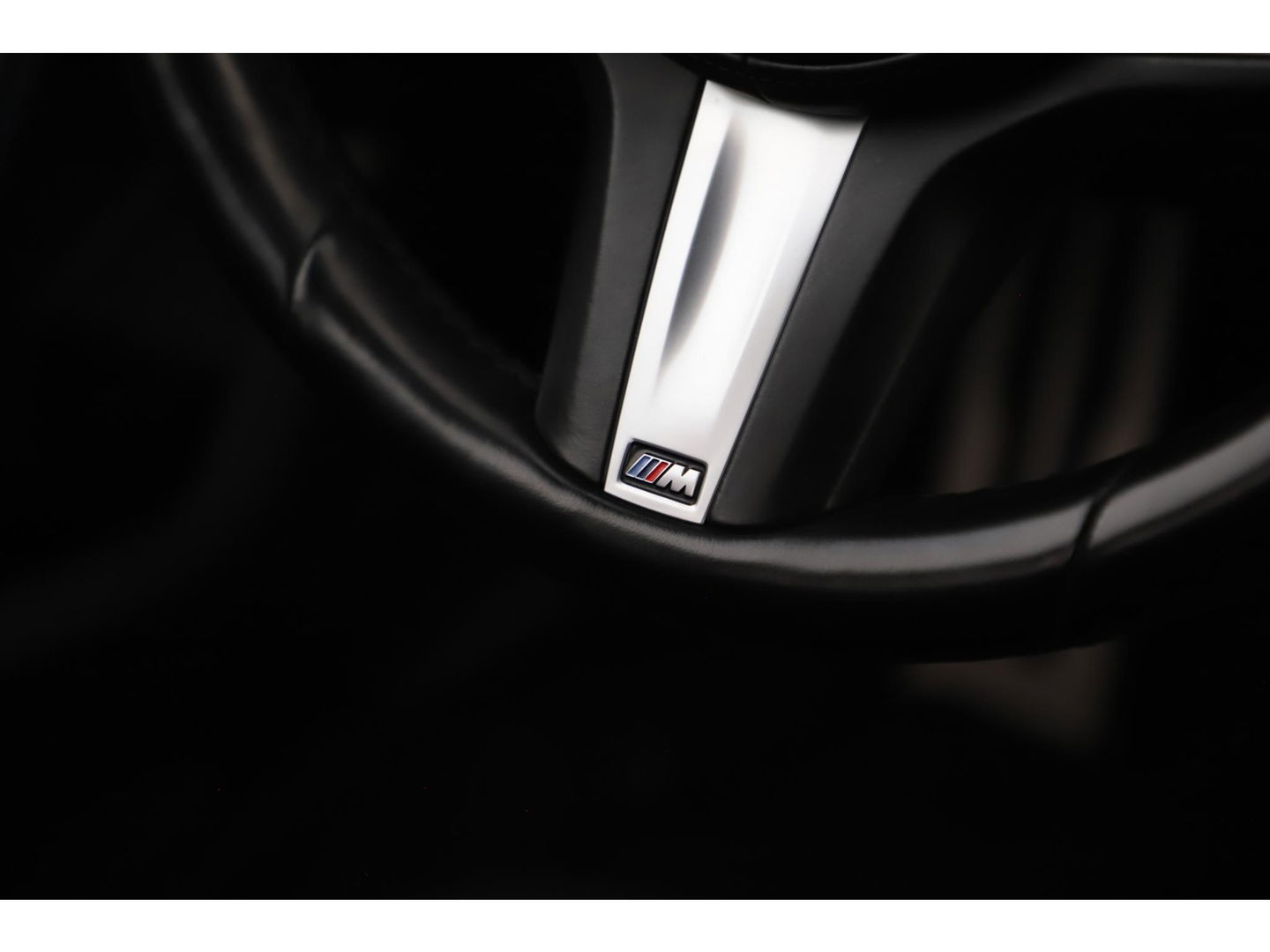 BMW 1-serie 118i Business Edition M Sport Automaat Black Optic Virtual Cockpit Sfeerverlichting Navigatie Carplay Android Sportstoelen Clima Cruise PDC