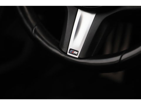 BMW 1-serie 118i Business Edition M Sport Automaat Black Optic Virtual Cockpit Sfeerverlichting Navigatie Carplay Android Sportstoelen Clima Cruise PDC