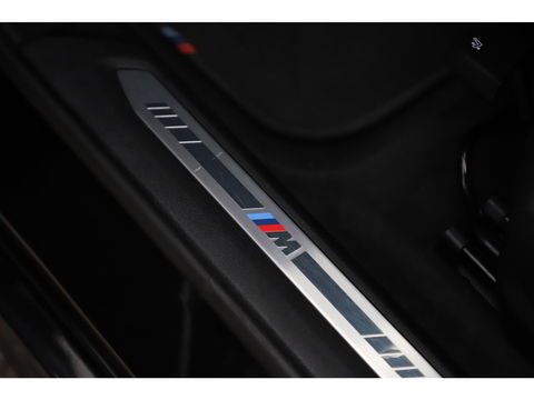 BMW 1-serie 118i Business Edition M Sport Automaat Black Optic Virtual Cockpit Sfeerverlichting Navigatie Carplay Android Sportstoelen Clima Cruise PDC