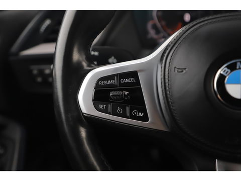 BMW 1-serie 118i Business Edition M Sport Automaat Black Optic Virtual Cockpit Sfeerverlichting Navigatie Carplay Android Sportstoelen Clima Cruise PDC