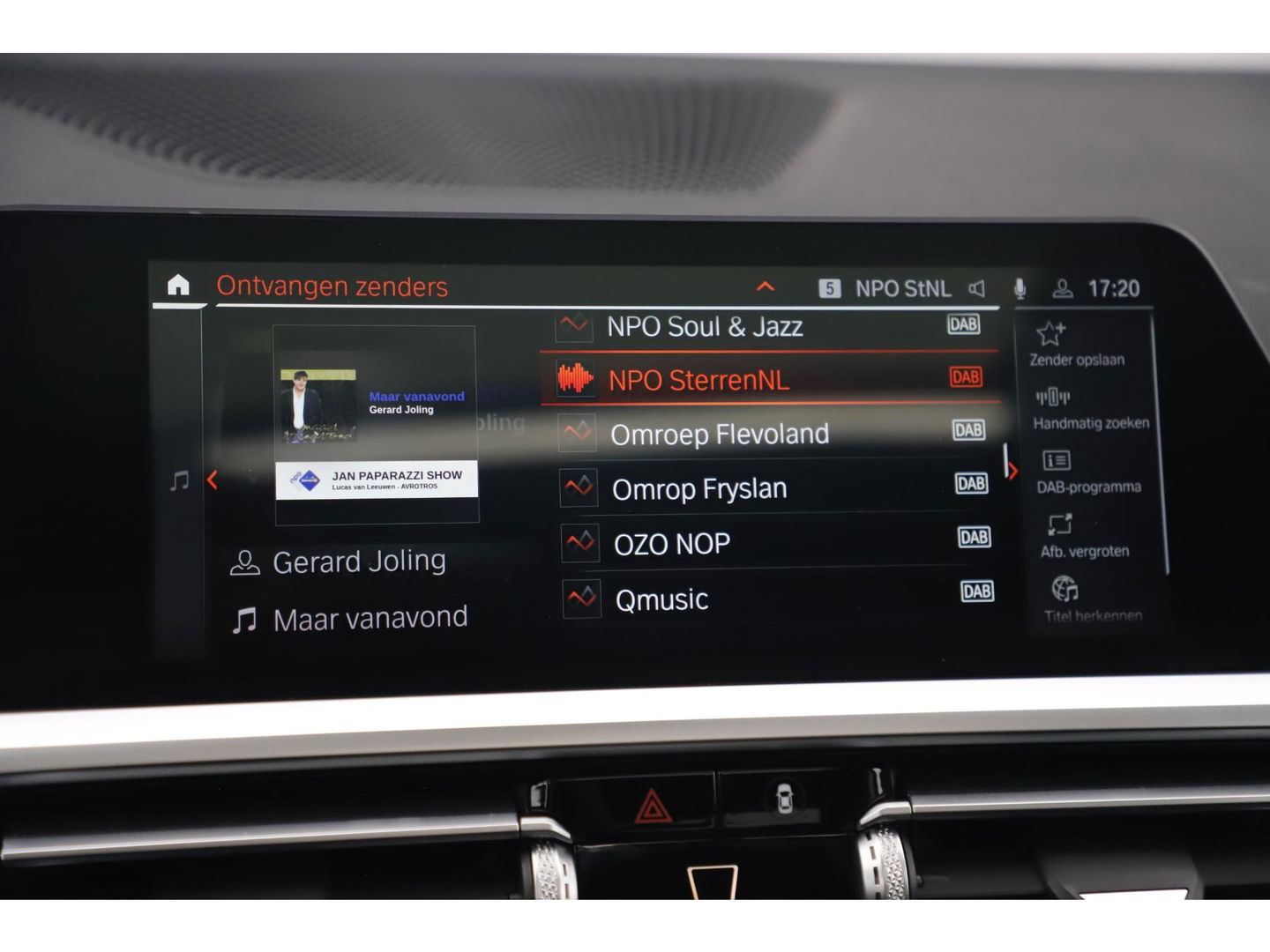 BMW 3 Serie 318i High Executive Edition Automaat Black Optic Schuifdak Full LED Digital Cockpit Vol Lederen Sportstoelen Navigatie Draadloos Carplay Bluetooth Achteruitrijcamera 18 inch M Sport Velgen