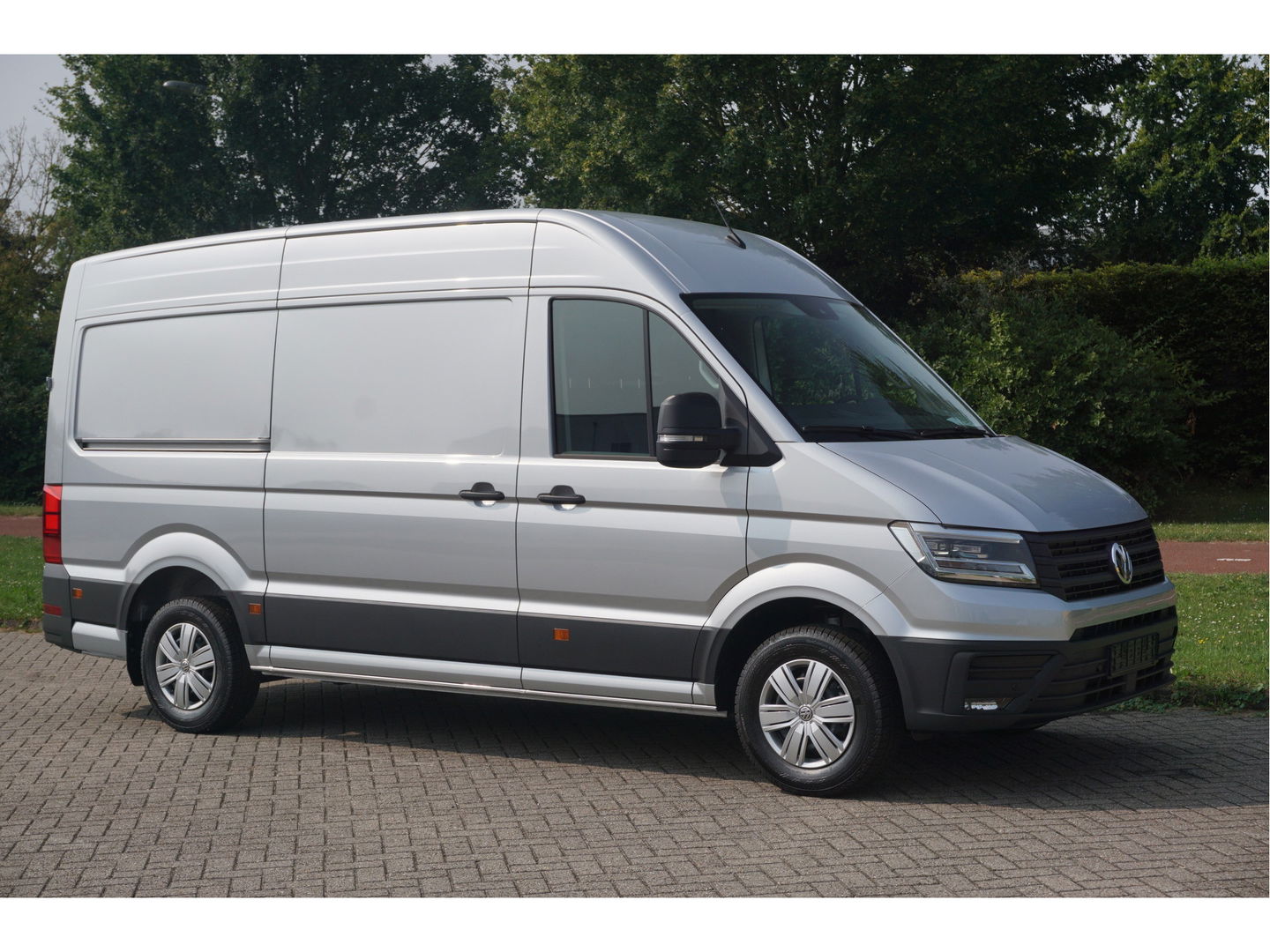 Volkswagen Crafter 35 177PK L3H3 AUT BPM VRIJ!! Navi, Cam, Adap. Cruise, LED!! NR. 875