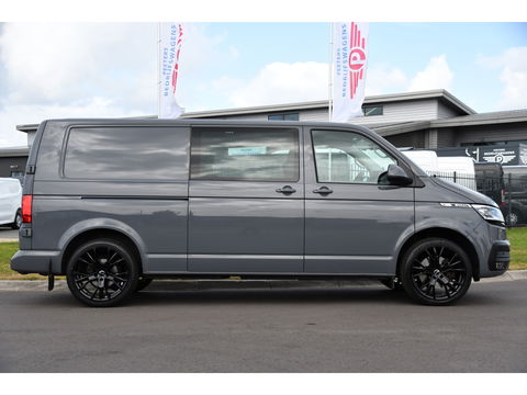 Volkswagen Transporter 2.0 TDI L2H1 32 DC Bulli Virtual, Camera, Carplay, 199PK, LED, NAVI, Sensoren, Mutlimedia, Automaat, Stoelverwarming, Standkachel