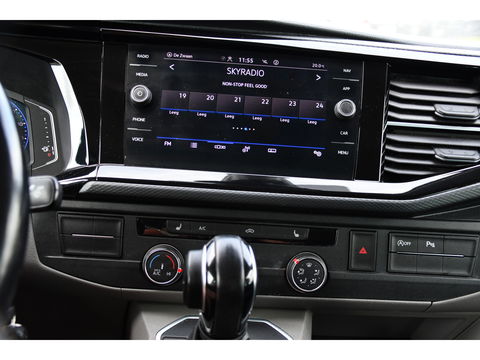 Volkswagen Transporter 2.0 TDI L2H1 32 DC Bulli Virtual, Camera, Carplay, 199PK, LED, NAVI, Sensoren, Mutlimedia, Automaat, Stoelverwarming, Standkachel
