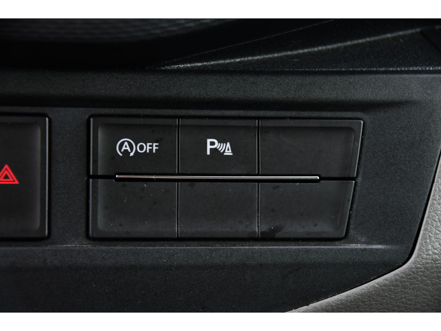 Volkswagen Transporter 2.0 TDI L2H1 32 DC Bulli Virtual, Camera, Carplay, 199PK, LED, NAVI, Sensoren, Mutlimedia, Automaat, Stoelverwarming, Standkachel