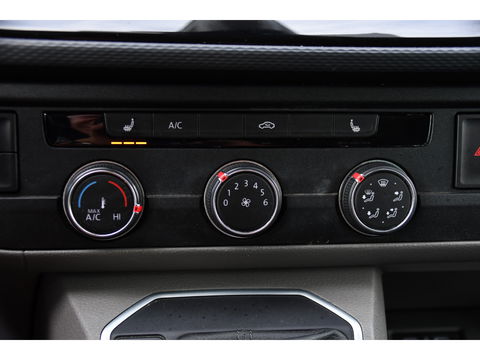 Volkswagen Transporter 2.0 TDI L2H1 32 DC Bulli Virtual, Camera, Carplay, 199PK, LED, NAVI, Sensoren, Mutlimedia, Automaat, Stoelverwarming, Standkachel