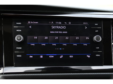 Volkswagen Transporter 2.0 TDI L2H1 32 DC Bulli Virtual, Camera, Carplay, 199PK, LED, NAVI, Sensoren, Mutlimedia, Automaat, Stoelverwarming, Standkachel