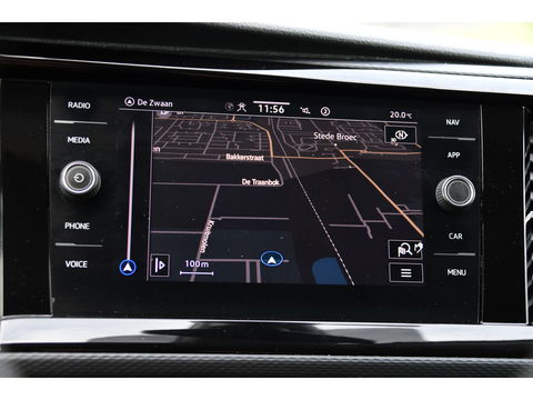 Volkswagen Transporter 2.0 TDI L2H1 32 DC Bulli Virtual, Camera, Carplay, 199PK, LED, NAVI, Sensoren, Mutlimedia, Automaat, Stoelverwarming, Standkachel