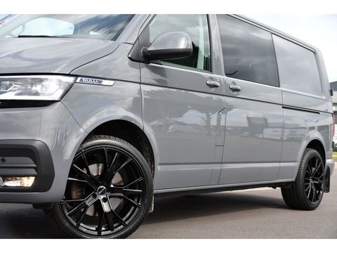 Volkswagen Transporter 2.0 TDI L2H1 32 DC Bulli Virtual, Camera, Carplay, 199PK, LED, NAVI, Sensoren, Mutlimedia, Automaat, Stoelverwarming, Standkachel