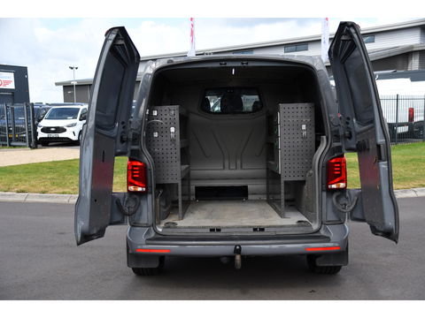 Volkswagen Transporter 2.0 TDI L2H1 32 DC Bulli Virtual, Camera, Carplay, 199PK, LED, NAVI, Sensoren, Mutlimedia, Automaat, Stoelverwarming, Standkachel