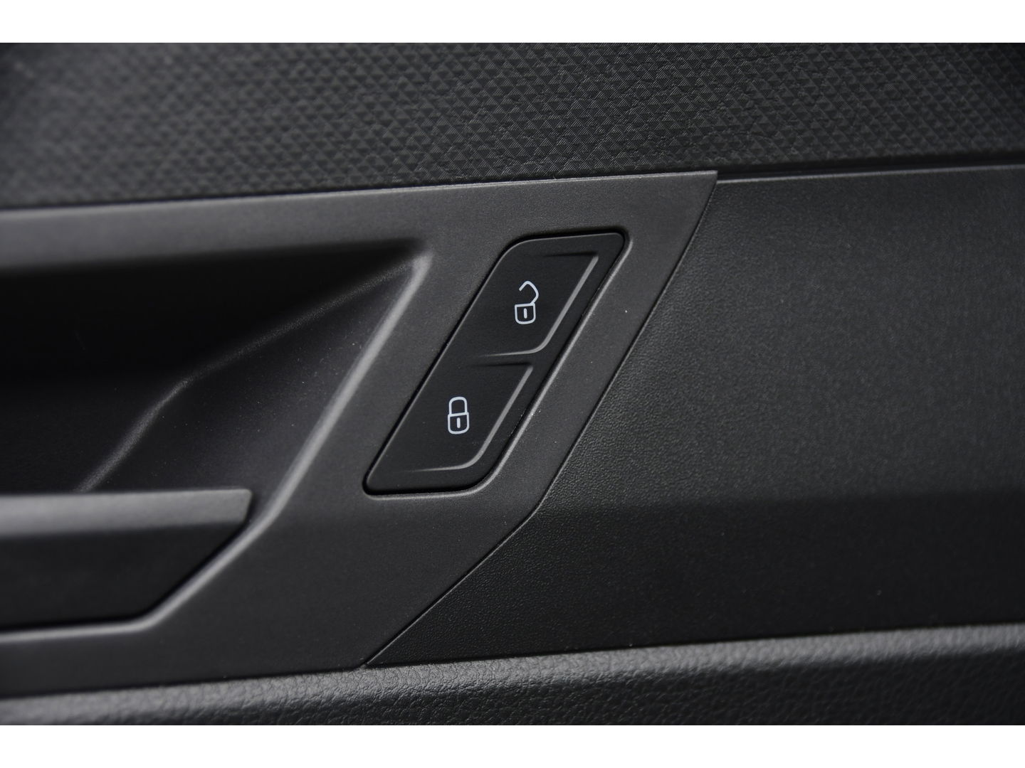 Volkswagen Caddy Cargo 1.5 TSI Exclusive PB Edition Adaptieve Cruise, Camera, Carplay, Stoelverwarming, Automaat, LED, Trekhaak, UNIEK!