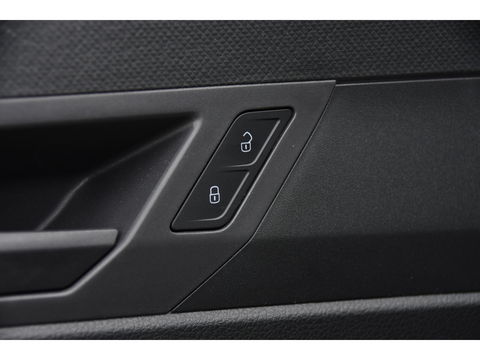 Volkswagen Caddy Cargo 1.5 TSI Exclusive PB Edition Adaptieve Cruise, Camera, Carplay, Stoelverwarming, Automaat, LED, Trekhaak, UNIEK!
