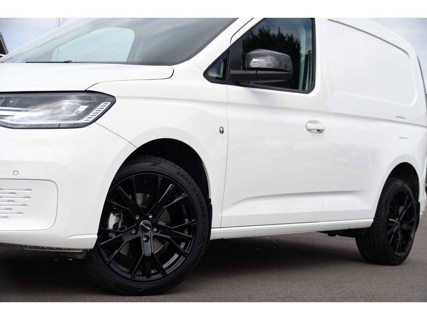 Volkswagen Caddy Cargo 1.5 TSI Exclusive PB Edition Adaptieve Cruise, Camera, Carplay, Stoelverwarming, Automaat, LED, Trekhaak, UNIEK!