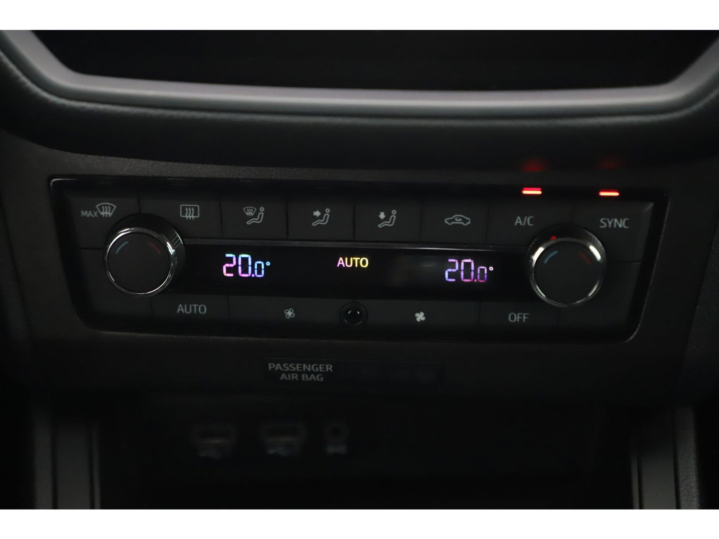 SEAT Ibiza 1.5 TSI EVO FR Business Intense 150PK ! Full LED 17 inch LMV Sfeerverlichting Navigatie Achteruitrijcamera Carplay Android Clima Cruise PDC Getint Glas
