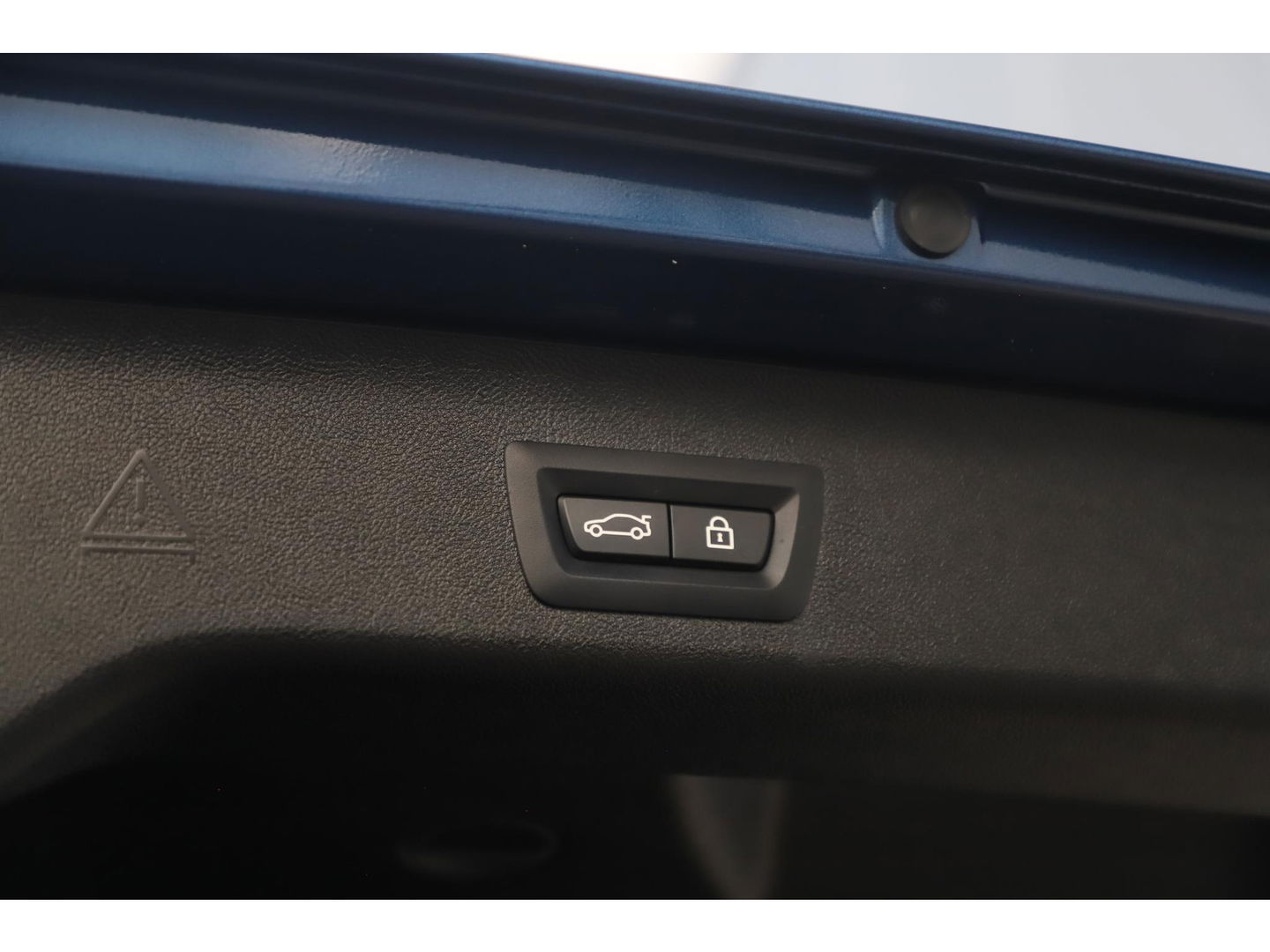 BMW 5 Serie Touring 530i High Executive 252PK M Sport Laser LED Panoramadak Harman Kardon Wegklapbare Trekhaak Nappa Leder Memory Sfeerverlichting Shadow Line 360 Camera