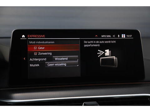 BMW 5 Serie Touring 530i High Executive 252PK M Sport Laser LED Panoramadak Harman Kardon Wegklapbare Trekhaak Nappa Leder Memory Sfeerverlichting Shadow Line 360 Camera