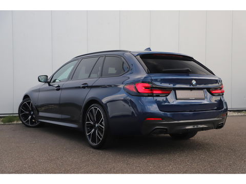 BMW 5 Serie Touring 530i High Executive 252PK M Sport Laser LED Panoramadak Harman Kardon Wegklapbare Trekhaak Nappa Leder Memory Sfeerverlichting Shadow Line 360 Camera