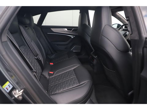 Audi RS7 4.0 TFSI RS 7 Sportback Quattro 600PK Fabrieksgarantie 22 inch Keramisch B&O High End Alcantara Hemel Dynamic Plus Pack 4-wiel Sturing Softclose Stoelverkoeling Panoramadak Laser LED HUD 360 Camera Full Options! Nieuwstaat!