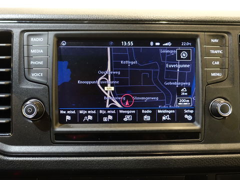 Volkswagen Crafter 35 2.0 TDI 140 PK L3H3 / Euro 6 / Airco / Cruise Control / Camera / Trekhaak 3.000 KG / Carplay